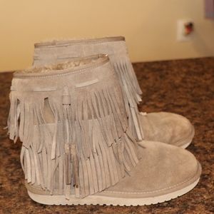 Winter boots by Koolaburra (by Ugg)
